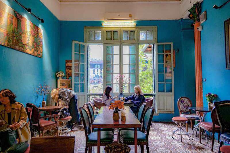 Ghé Loading T Café nhâm nhi cà phê trứng tại biệt thự Pháp cổ Hà Nội 5