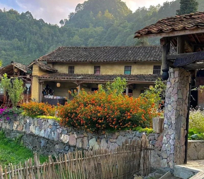 LoLo Ancient House, điểm dừng chân cổ tích tại làng Lô Lô Chải