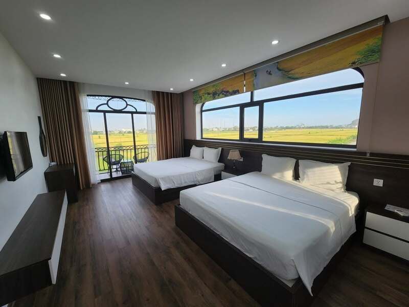 Review Lotus Hotel Ninh Bình 4 sao với view đầm sen cực đẹp 3