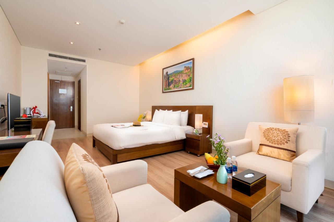 Lưu ngay Grand Tourane Hotel Da Nang, khách sạn view biển được yêu thích nhất 5