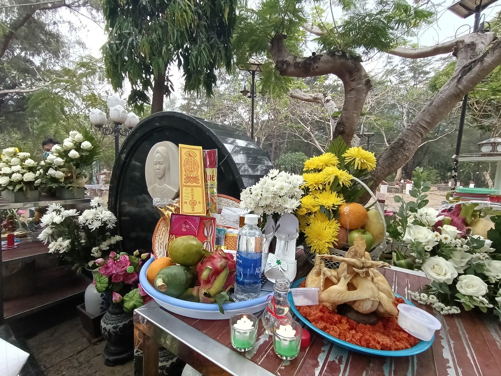 Lưu ngay Kinh nghiệm đi mộ cô Sáu Côn Đảo chi tiết nhất 6