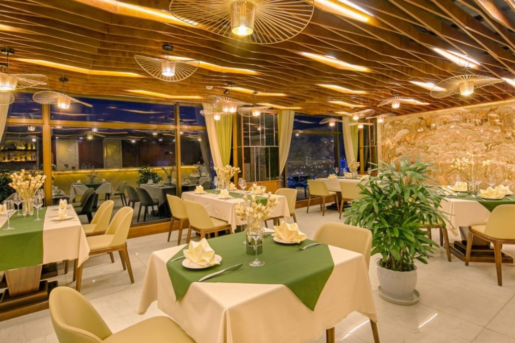 Mandila Beach Hotel Danang, sự tối giản tinh tế bên bờ biển xanh biếc 12