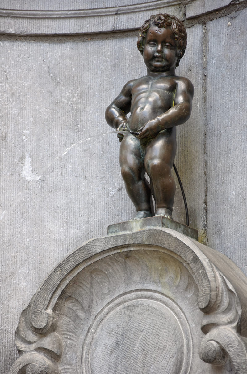 Biểu tượng độc đáo Manneken Pis khác biệt giữa lòng Brussel 2