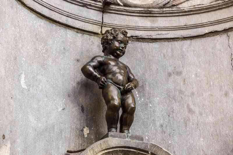 Biểu tượng độc đáo Manneken Pis khác biệt giữa lòng Brussel 4