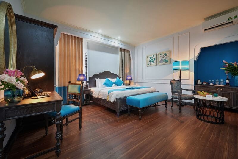 Manoir Des Arts Hotel: Tòa lâu đài nghỉ dưỡng xinh đẹp giữa lòng đất cảng 7