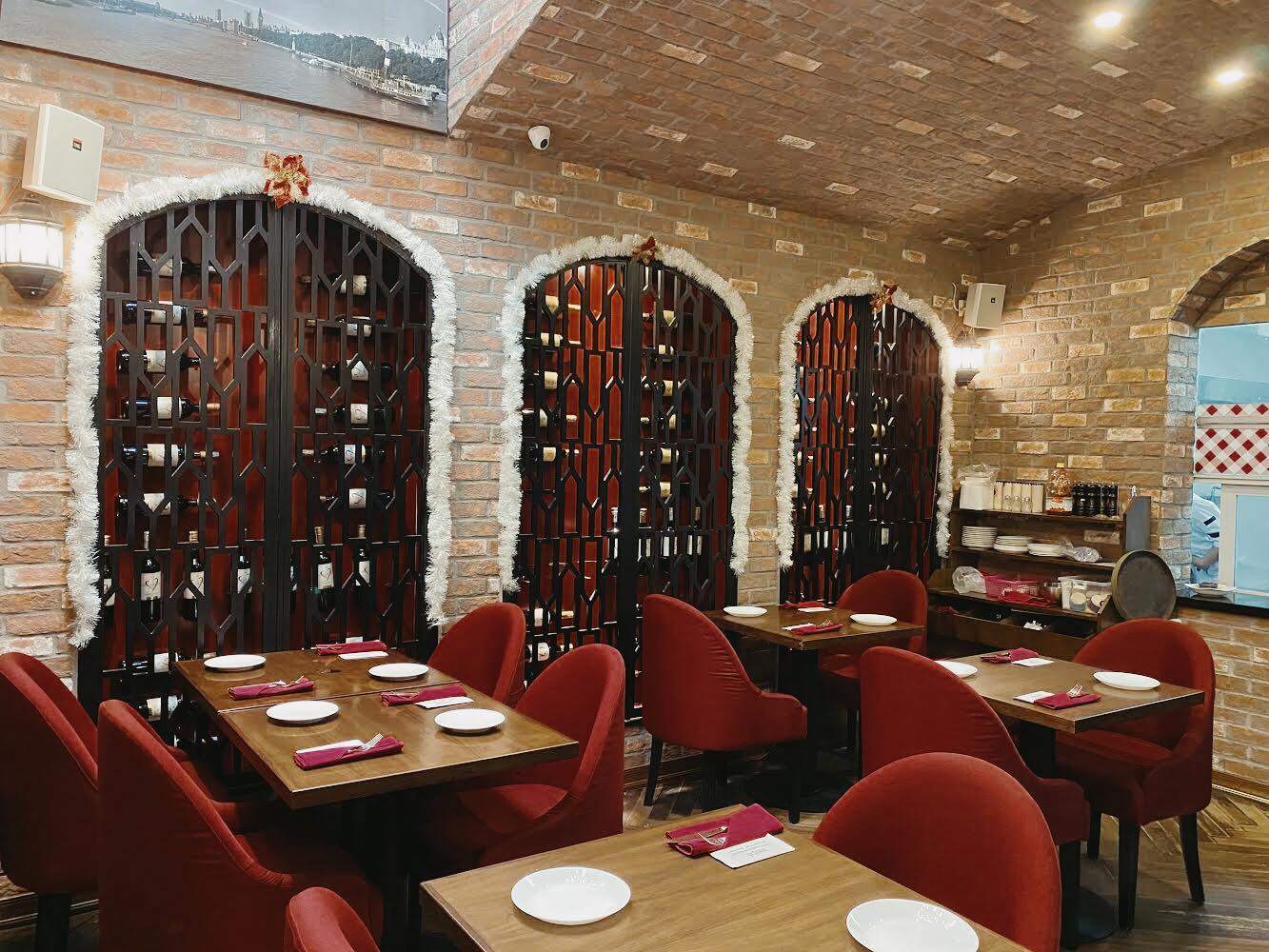 Mapa Wine Bar & Grill Restaurant - Ẩm thực phong cách Châu Âu tinh tế 6