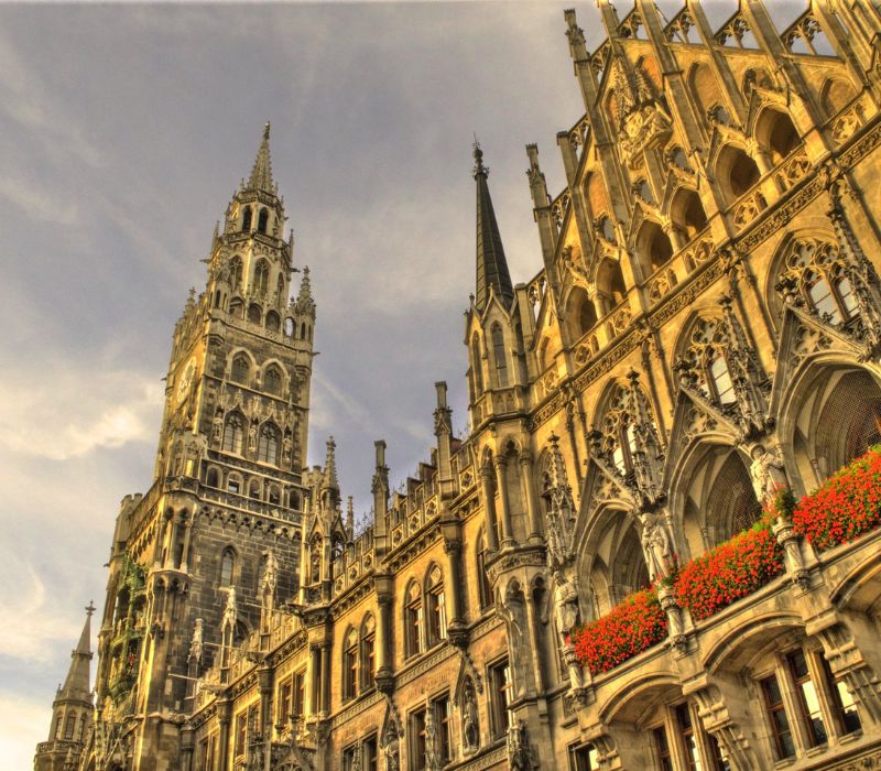 Quảng trường Marienplatz: Trái tim sôi động và giàu lịch sử tại Munich 2