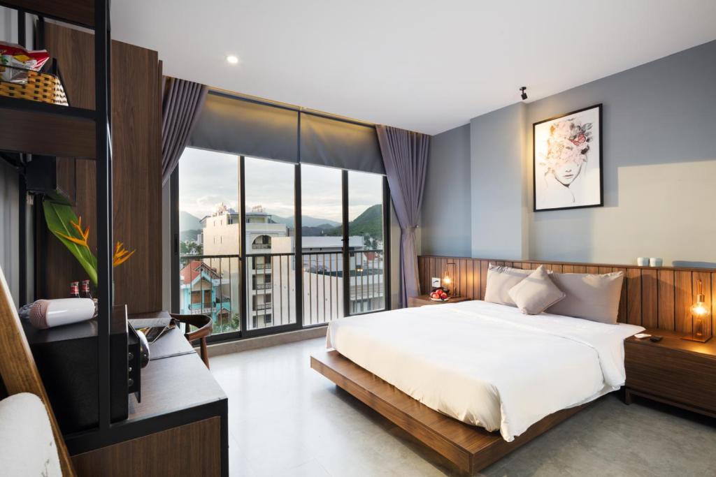 Marilyn Hotel Nha Trang – Khách sạn mang phong cách Tropical Modern giữa phố biển Nha Trang 10