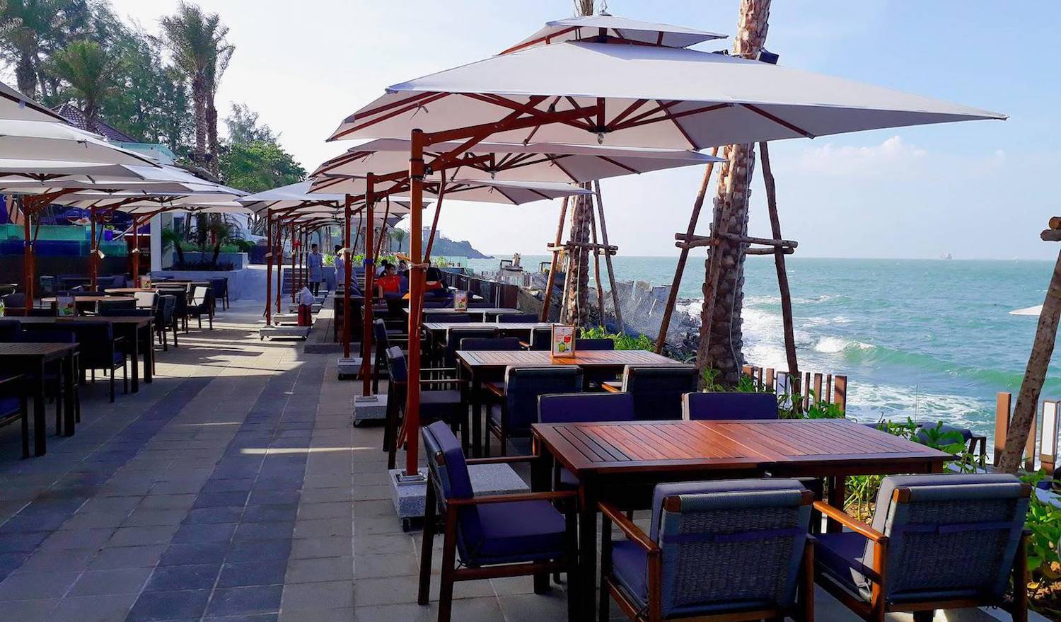 Marina Club Vũng Tàu - Check-in nhà hàng 4 sao view biển chất lừ 4