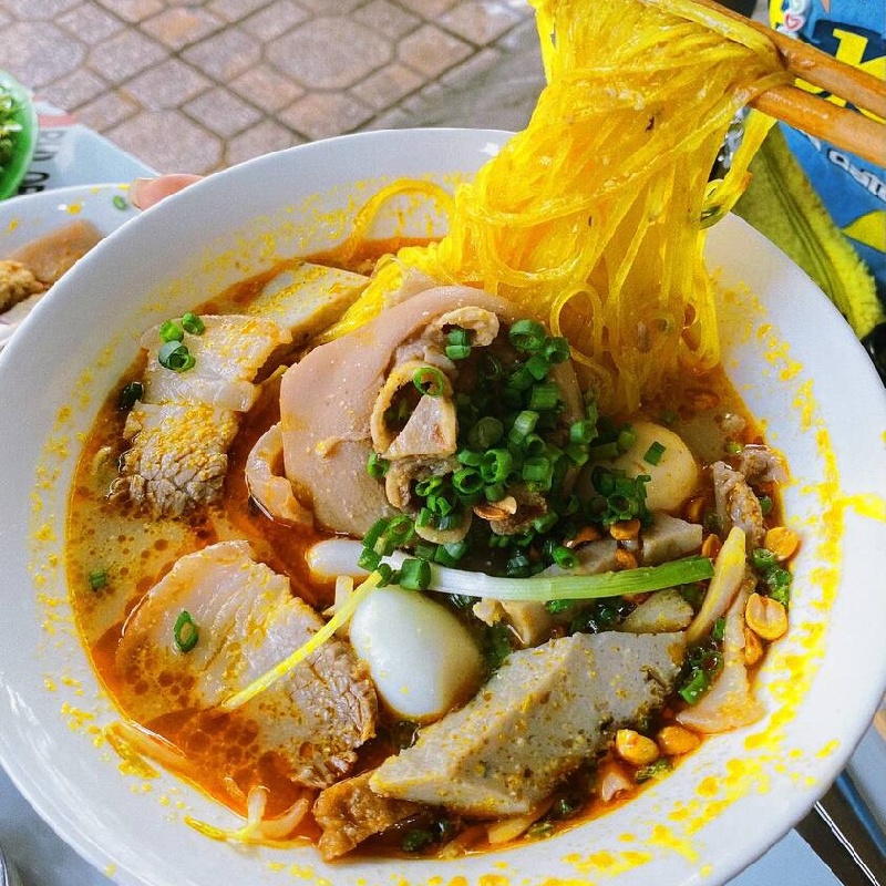 Mì Quảng Nha Trang: Món ăn tưởng quen nhưng rất mới lạ 5