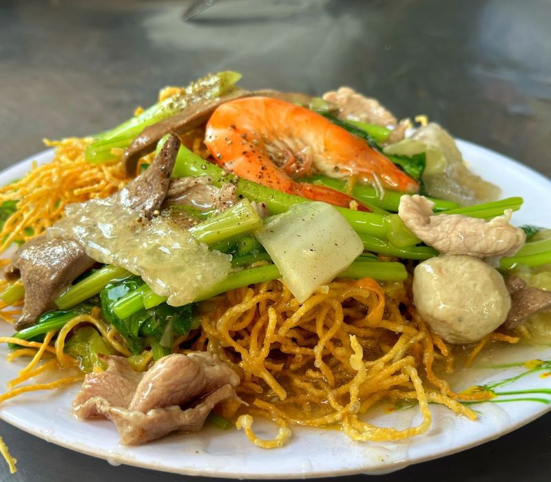 Top 9 quán mì xào giòn ngon tại Sài Gòn không nên bỏ lỡ 3