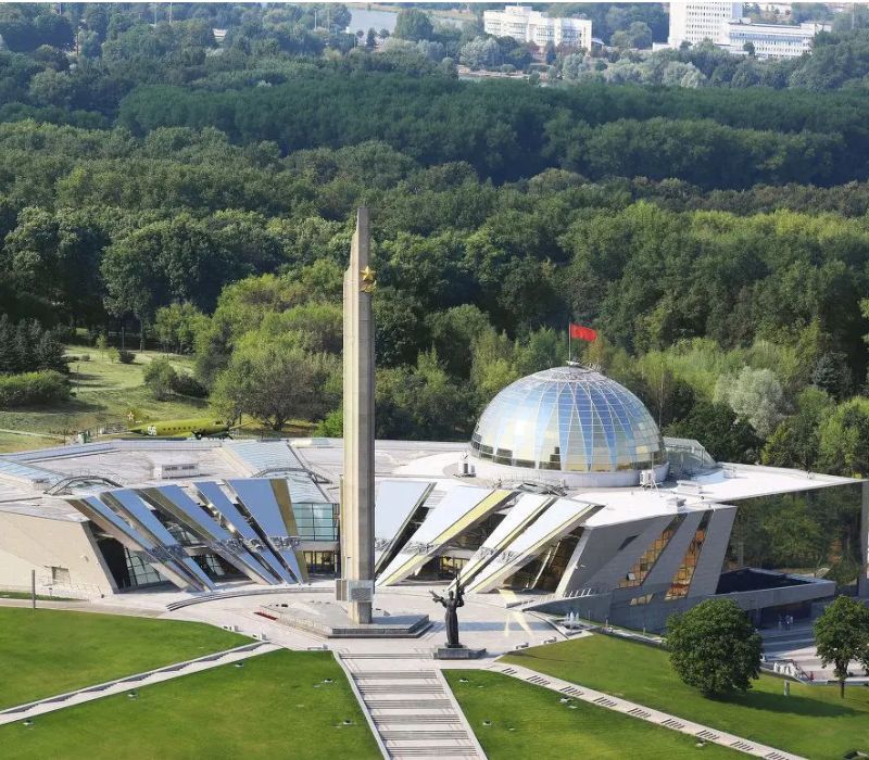 Du lịch Minsk (Belarus): Khám phá ‘thành phố Xô Viết cuối cùng’ 11