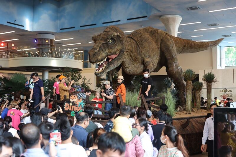 Khám phá thế giới khủng long Dino Cafe độc lạ giữa Sài Gòn 8