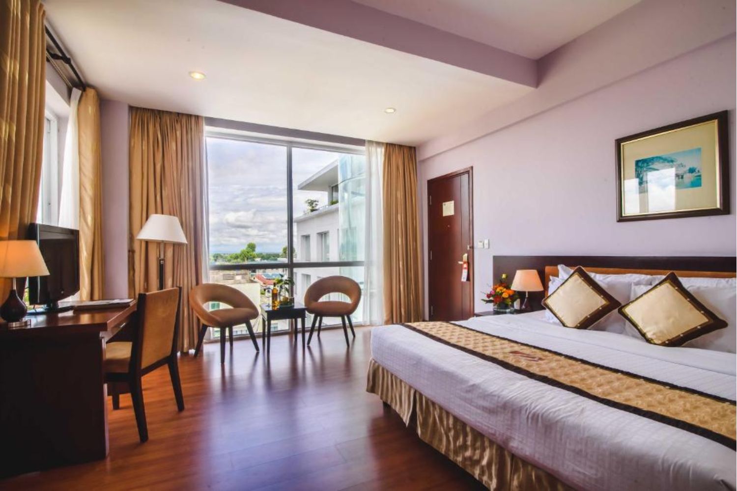 Mondial Hotel Huế mang vẻ đẹp sang trọng say đắm lòng người 6