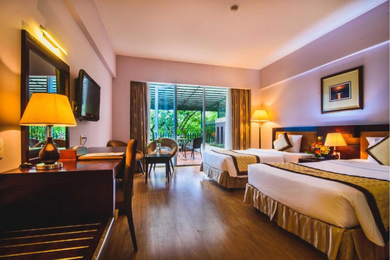 Mondial Hotel Huế mang vẻ đẹp sang trọng say đắm lòng người 7