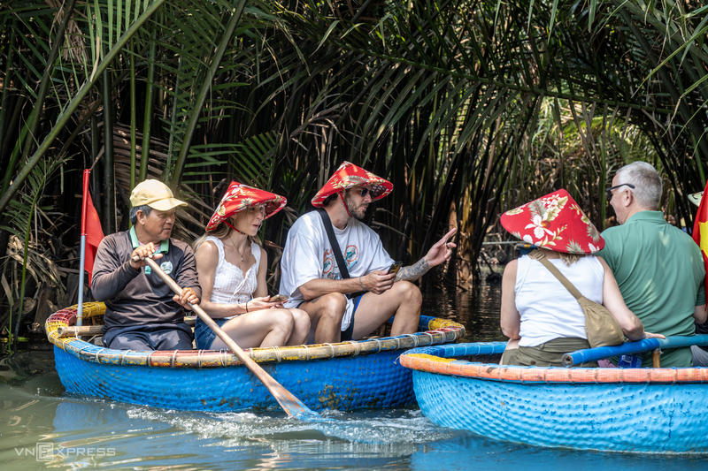 Múa thúng rừng dừa Bảy Mẫu, trải nghiệm khó quên khi đến Hội An 6