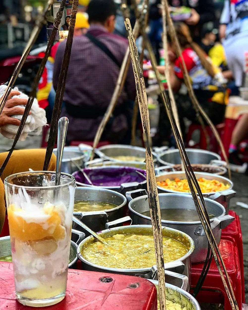 Muốn tăng cân vù vù thì lưu ngay tips thưởng thức các món ăn ở chợ Đông Ba của MIA.vn 8