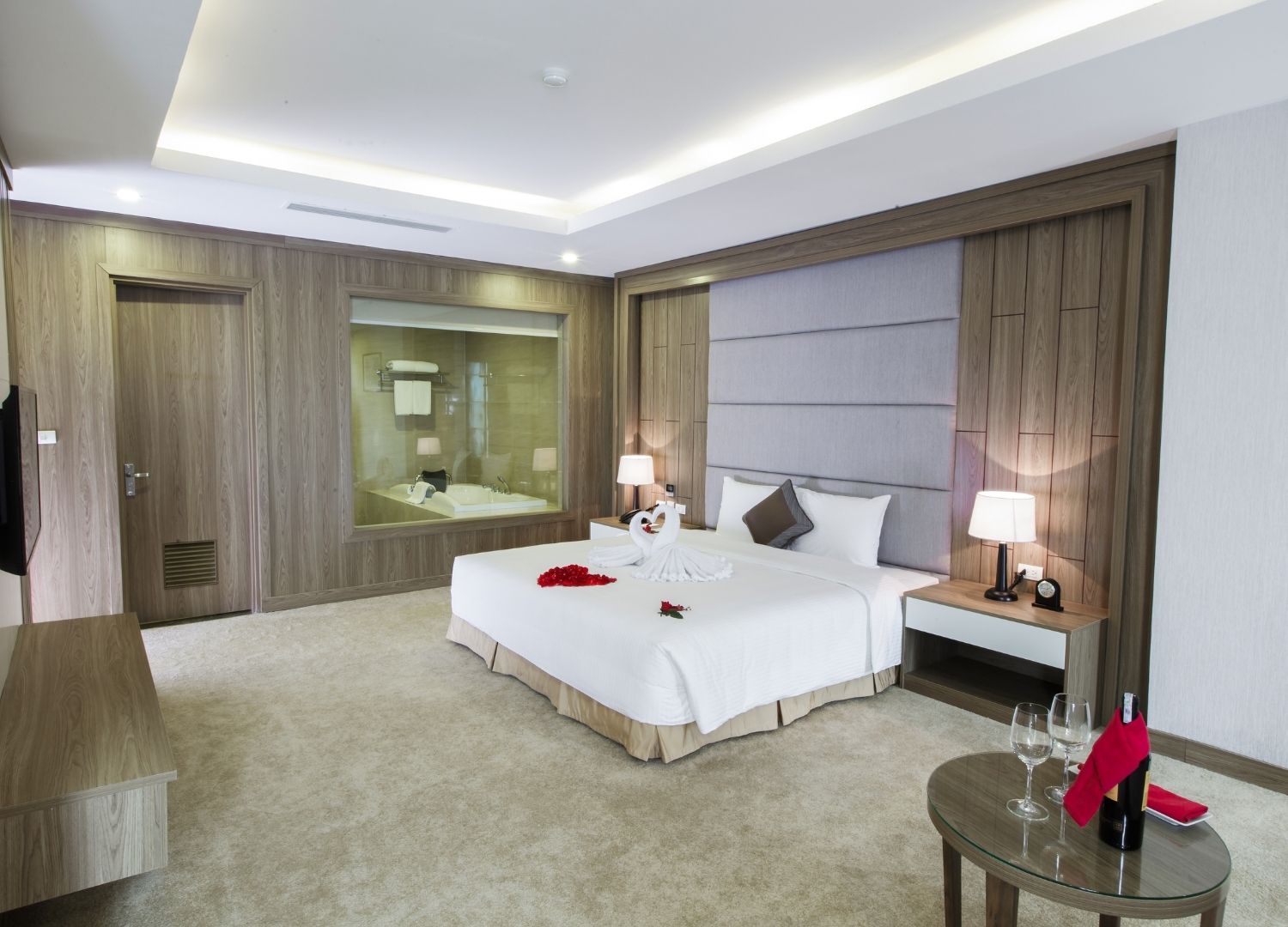 Đến Muong Thanh Luxury Khanh Hoa trải nghiệm biển xanh, cát trắng 5