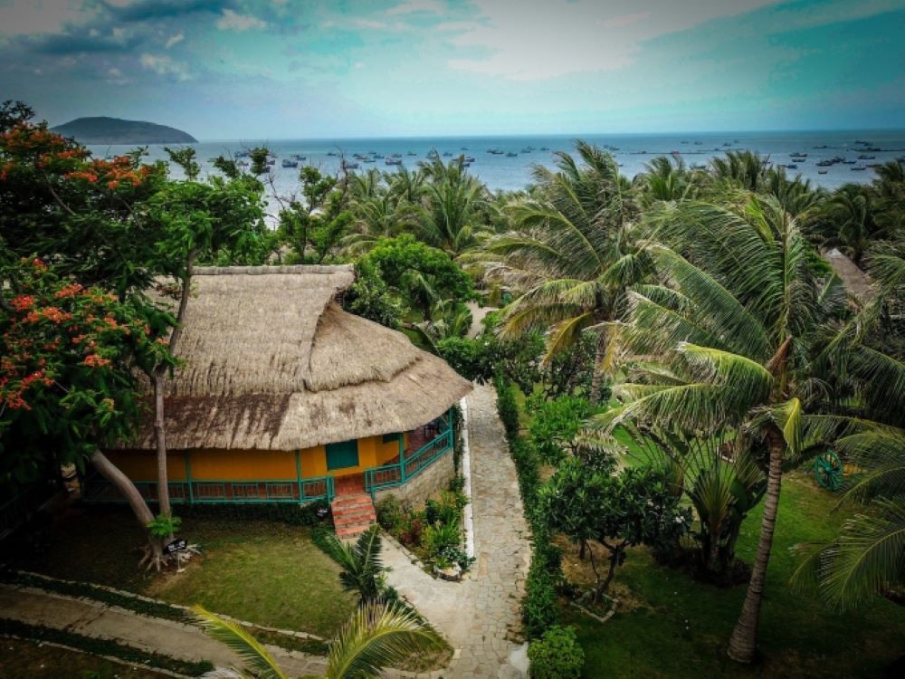 Năm Châu Boutique Resort độc đáo với phong cách truyền thống giản dị, mộc mạc 2