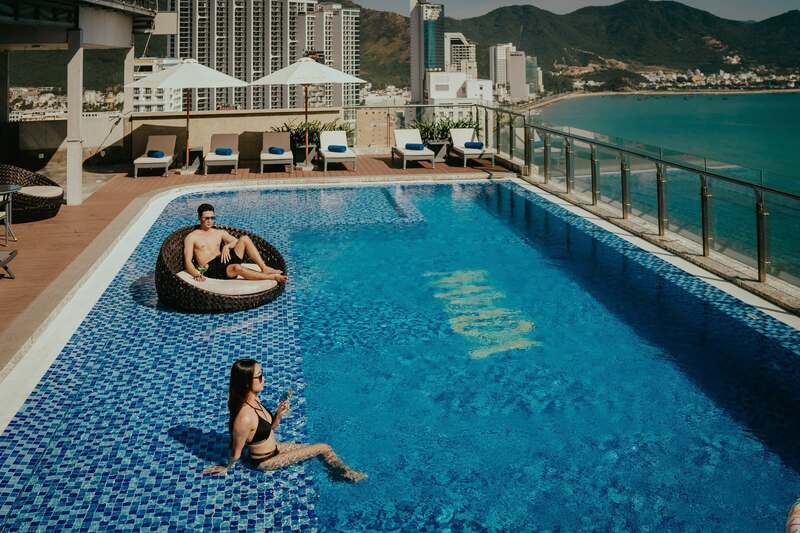 Navada Beach Hotel Nha Trang, khách sạn view biển Hòn Chồng tuyệt đẹp 8