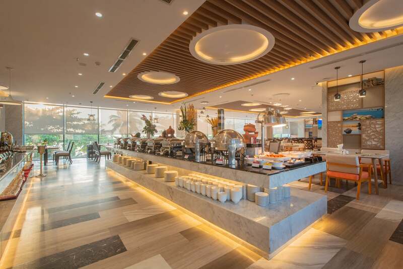 Navada Beach Hotel Nha Trang, khách sạn view biển Hòn Chồng tuyệt đẹp 7