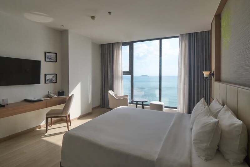 Navada Beach Hotel Nha Trang, khách sạn view biển Hòn Chồng tuyệt đẹp 5