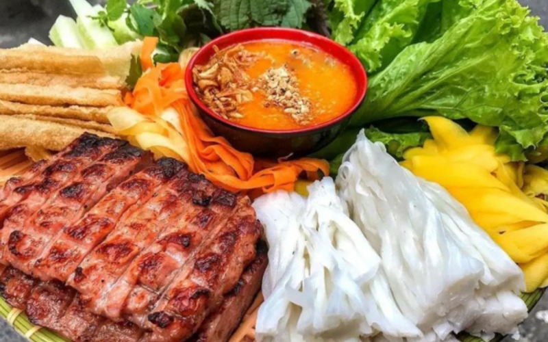 Top 10 quán nem nướng Đà Lạt nổi tiếng được yêu thích 4