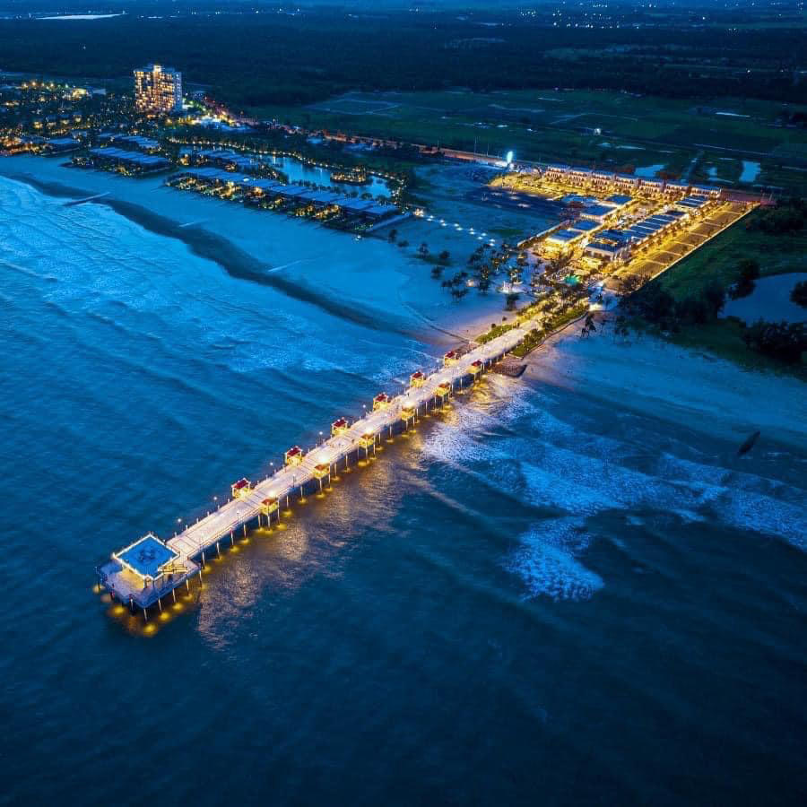 Ngắm cảnh trên Cầu Hamptons Pier dài nhất Đông Nam Á 2