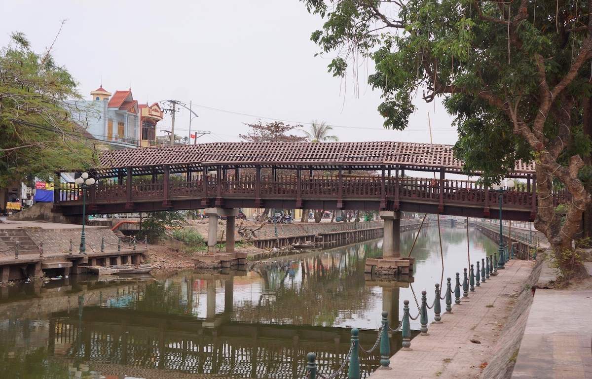Ngắm cầu ngói Phát Diệm đậm nét cổ xưa với hơn 115 tuổi ở Ninh Bình 2