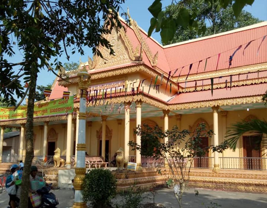 Ngắm chùa Luông Bassac Bãi Xàu với phong cách thiết kế hiện đại 2