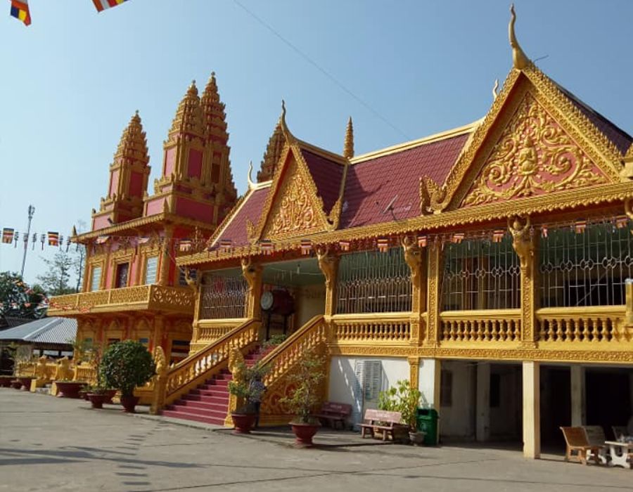 Ngắm chùa Luông Bassac Bãi Xàu với phong cách thiết kế hiện đại 4
