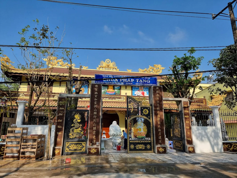 12 ngôi chùa cầu bình an ở Sài Gòn cực linh thiêng 9