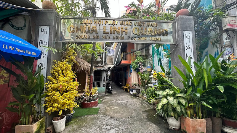 12 ngôi chùa cầu bình an ở Sài Gòn cực linh thiêng 10