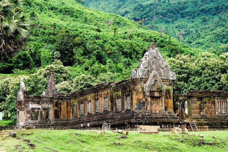 Ngôi đền Wat Phou linh thiêng và cổ xưa nhất tại Lào 2