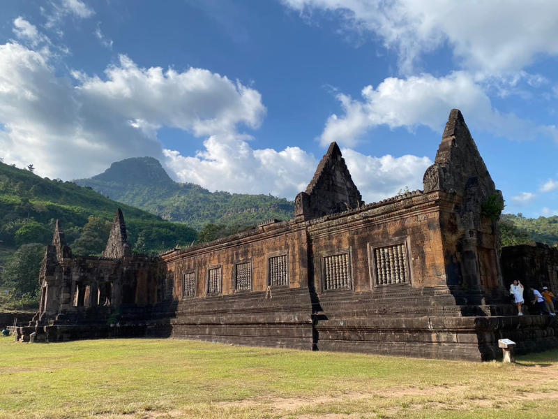 Ngôi đền Wat Phou linh thiêng và cổ xưa nhất tại Lào 4