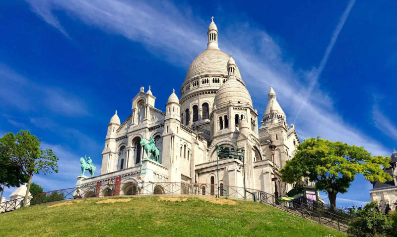 Đắm say trước ngọn đồi Montmartre thơ mộng, lãng mạn 8