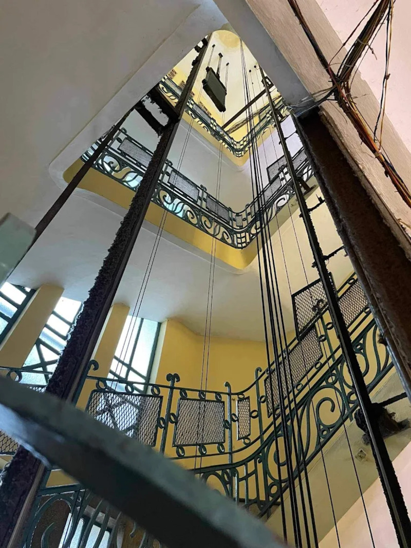 Người Tám Chuyện House: Cafe view nhà thờ Đức Bà cho những tâm hồn bình yên 5