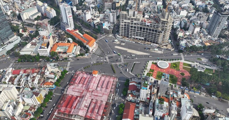 Khám phá 14 nhà ga Metro số 1 và các điểm du lịch xung quanh 3