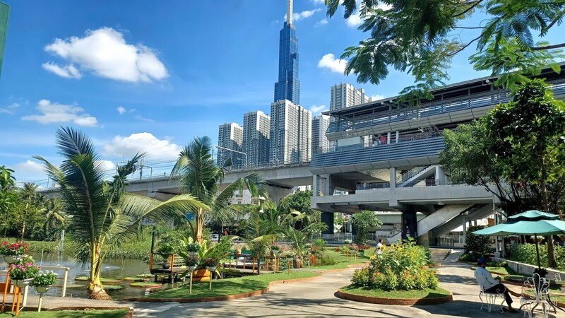 Khám phá 14 nhà ga Metro số 1 và các điểm du lịch xung quanh 7