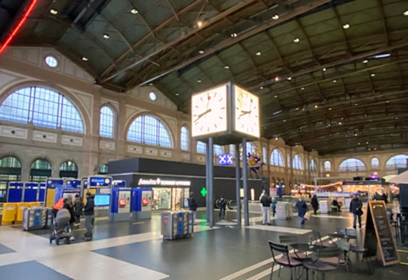 Bahnhofstrasse: Con phố mua sắm nổi tiếng bậc nhất Zurich 10