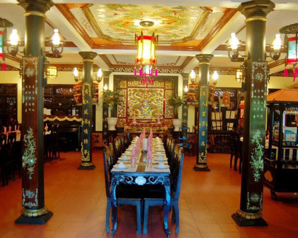 Nhà hàng Cung Đình - Trở về Huế xưa tại nhà hàng Huế với phong cách cung đình độc đáo 2