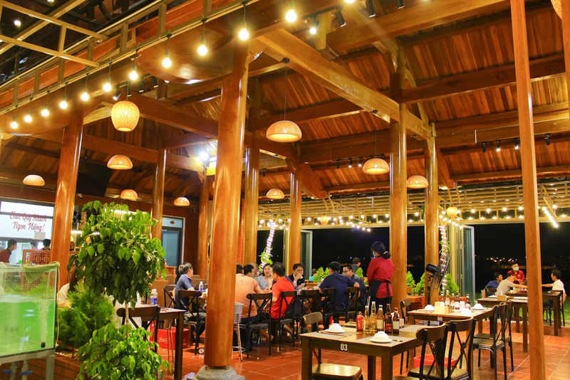 Gợi ý 18 nhà hàng Đà Nẵng ngon, không gian đẹp nhất 9