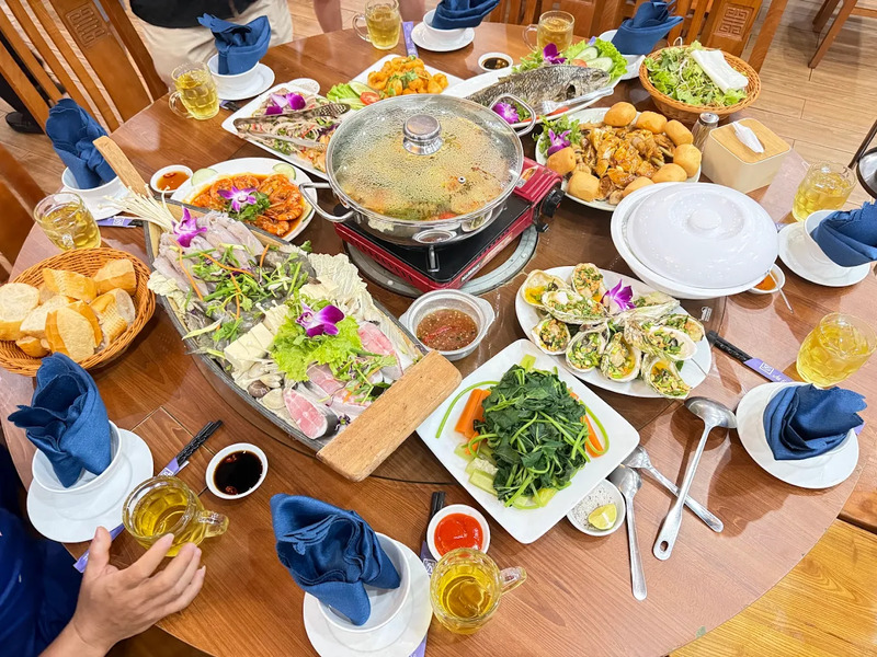 Gợi ý 18 nhà hàng Đà Nẵng ngon, không gian đẹp nhất 10