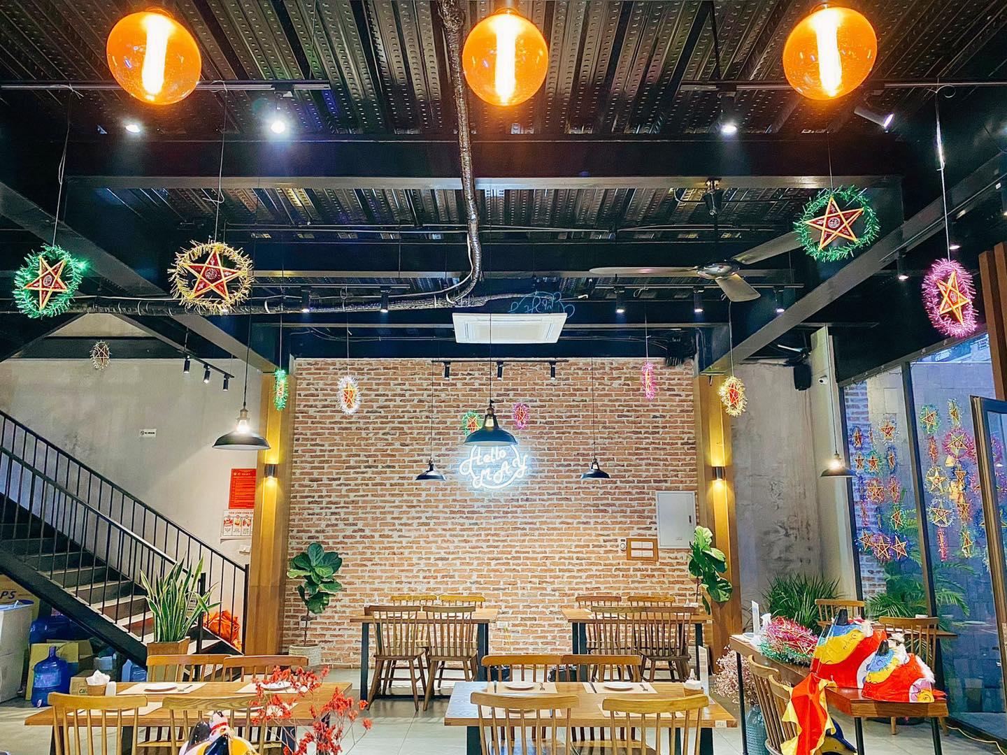 Nhà hàng May Corner Hạ Long - Thiên đường ẩm thực vạn người mê 3