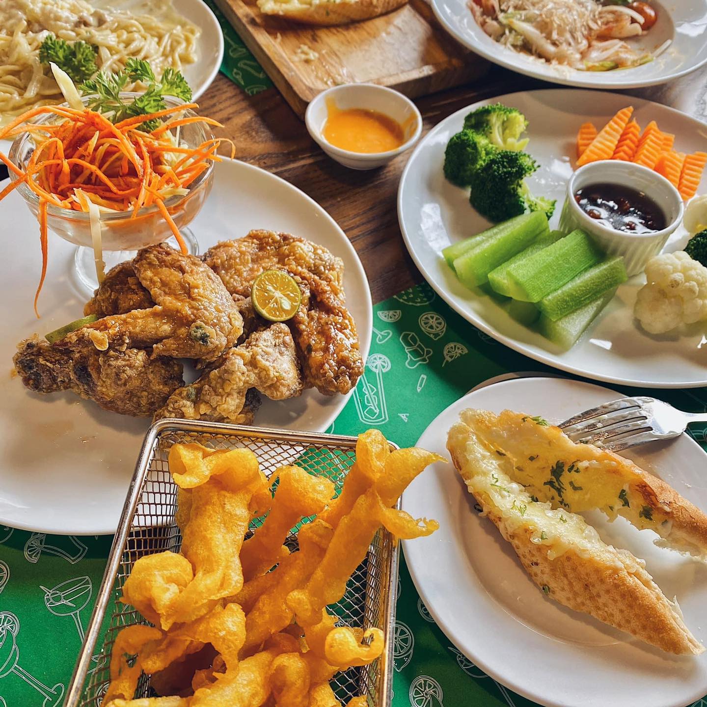 Nhà hàng May Corner Hạ Long - Thiên đường ẩm thực vạn người mê 17