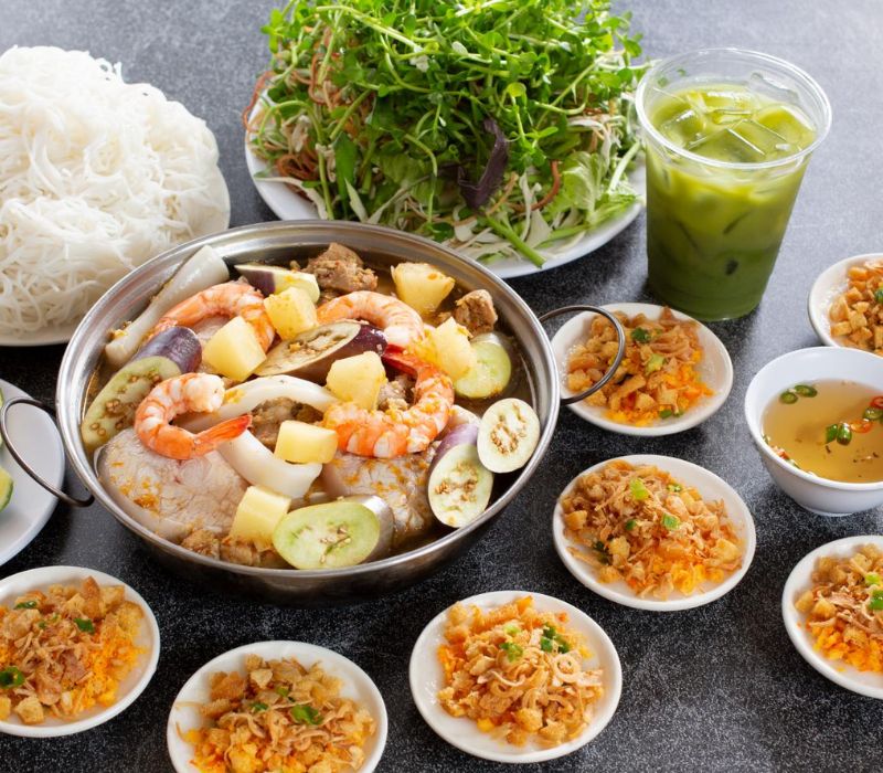 Top nhà hàng món Huế ngon, chuẩn vị cố đô tại quận 1 2