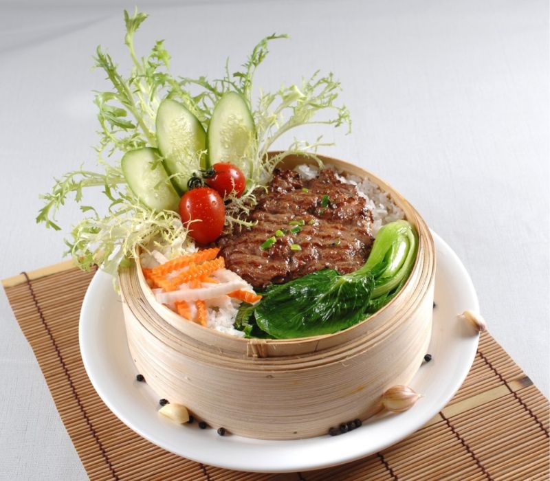 Top nhà hàng món Huế ngon, chuẩn vị cố đô tại quận 1 6