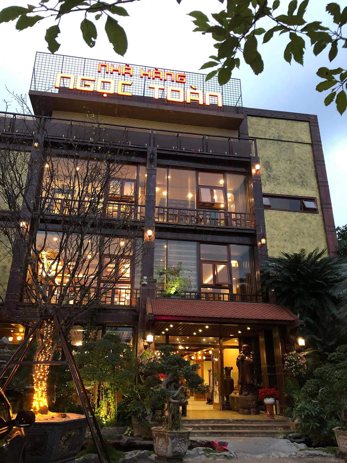 Nhà hàng Ngọc Toàn Quảng Bình với mô hình tự cung tự cấp độc đáo 2