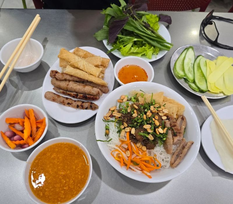 Top 10 nhà hàng Nha Trang ngon, giá cạnh tranh (cập nhật 2.2026) 5