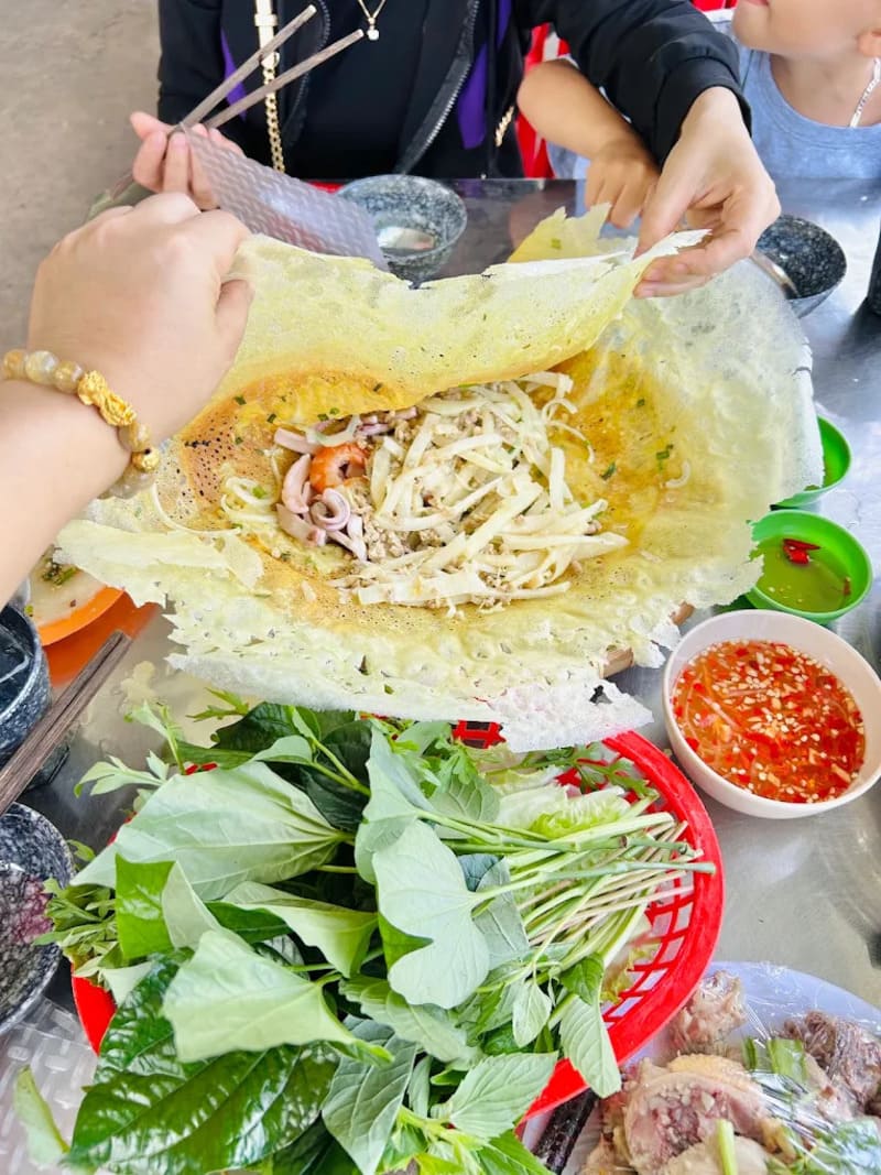Nhà hàng Núi Lở, không gian ẩm thực đặc biệt tại Dầu Tiếng 5